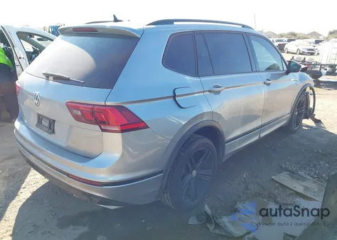 2019 Volkswagen Tiguan 2.0T Se/2.0T Sel/2.0T Sel R-Line/2.0T Sel R-Line Black z USA, uszkodzony, nr VIN 3VV3B7AX5KM115528